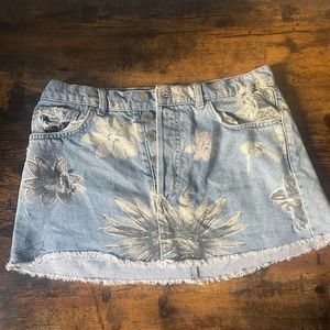 flower print denim mini skirt